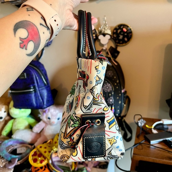 SOLD Disney Dooney & Bourke Cruise Line Sketch Tassel Tote - Picture 3 of 8